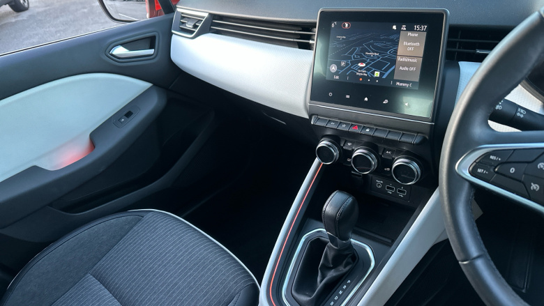 Renault Clio 1.6 E-TECH Hybrid 140 SE Edition 5dr Auto Hybrid Hatchback